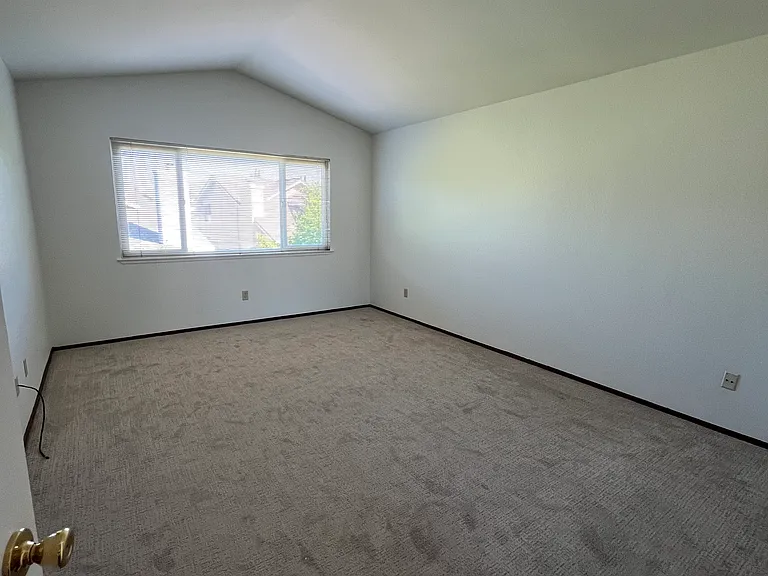 2927 Vista Creek Dr — Photo 14