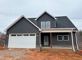 11250 Leesville Rd, Evington, VA 24550