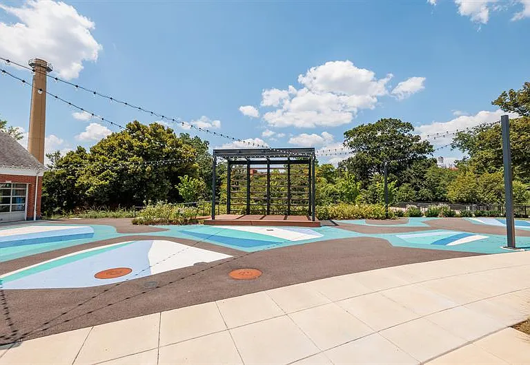1341 Aspen St NW — Photo 11