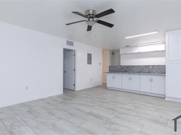 5918 Pierce St, Hollywood, FL 33021