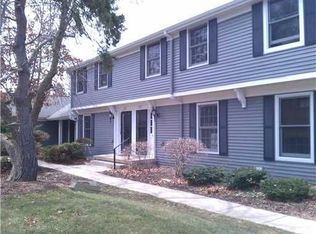 1225 Chartwell Carriage Way N, East Lansing, MI