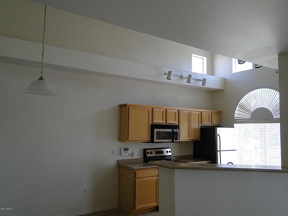 5th image of 17017 N 12th St Unit 2097