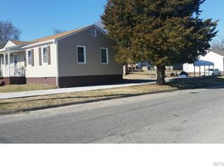 2401 Raleigh St, Hopewell, VA 23860