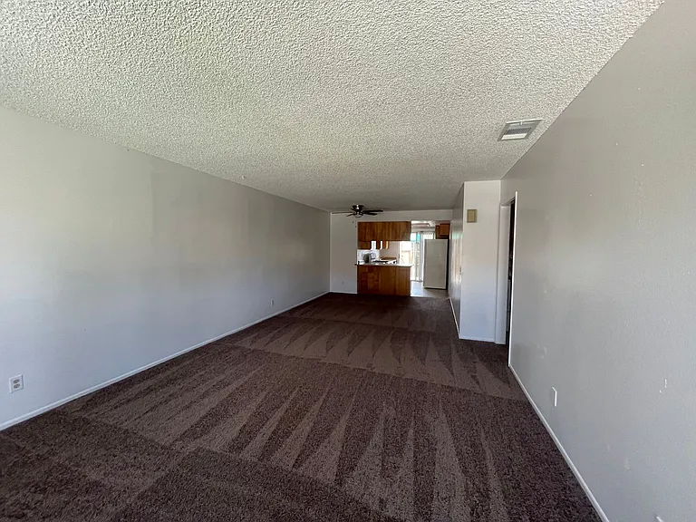 576 Montecito Ave — Photo 5