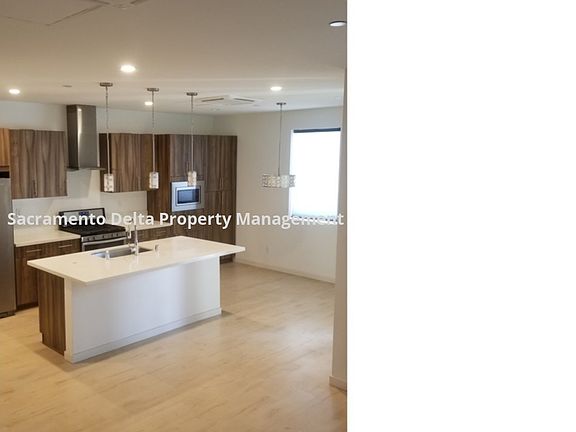 4th image of 2617 Cleat Ln