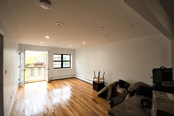 Rented by Rental Solutions Inc | media 11