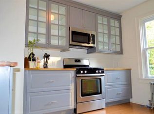 41 Gibbs Ave, Newport, RI 02840