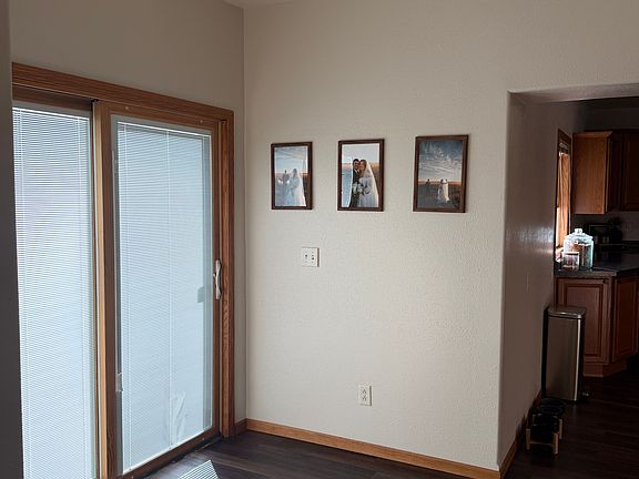 5th image of 307 N 4th St