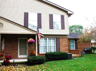 68072 Rosewood Ln, Richmond, MI