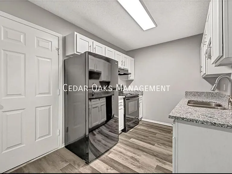 4363 W Thrasher Dr — Photo 3