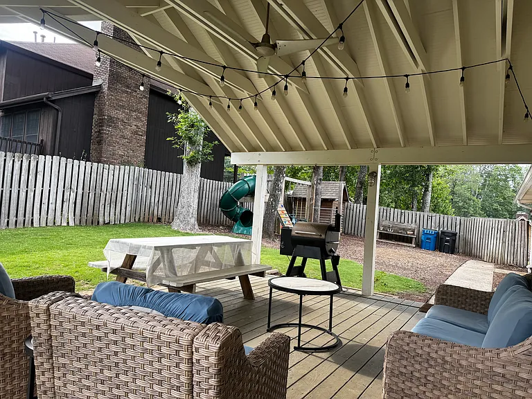 913 Mountain Branch Dr — Photo 11