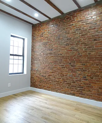 Rented by Lofts and Flats LLC | media 31