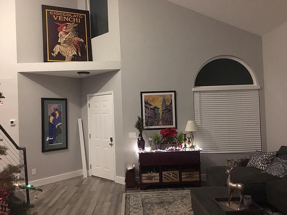 2nd image of 9281 Cordellia Ln