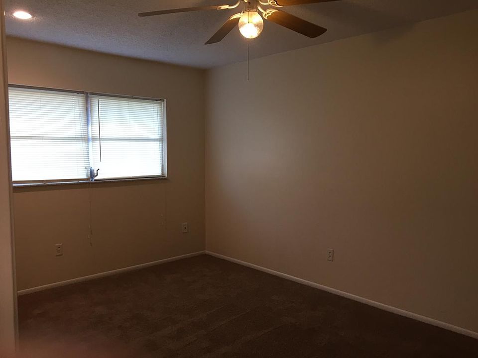 2nd image of 35 16th St