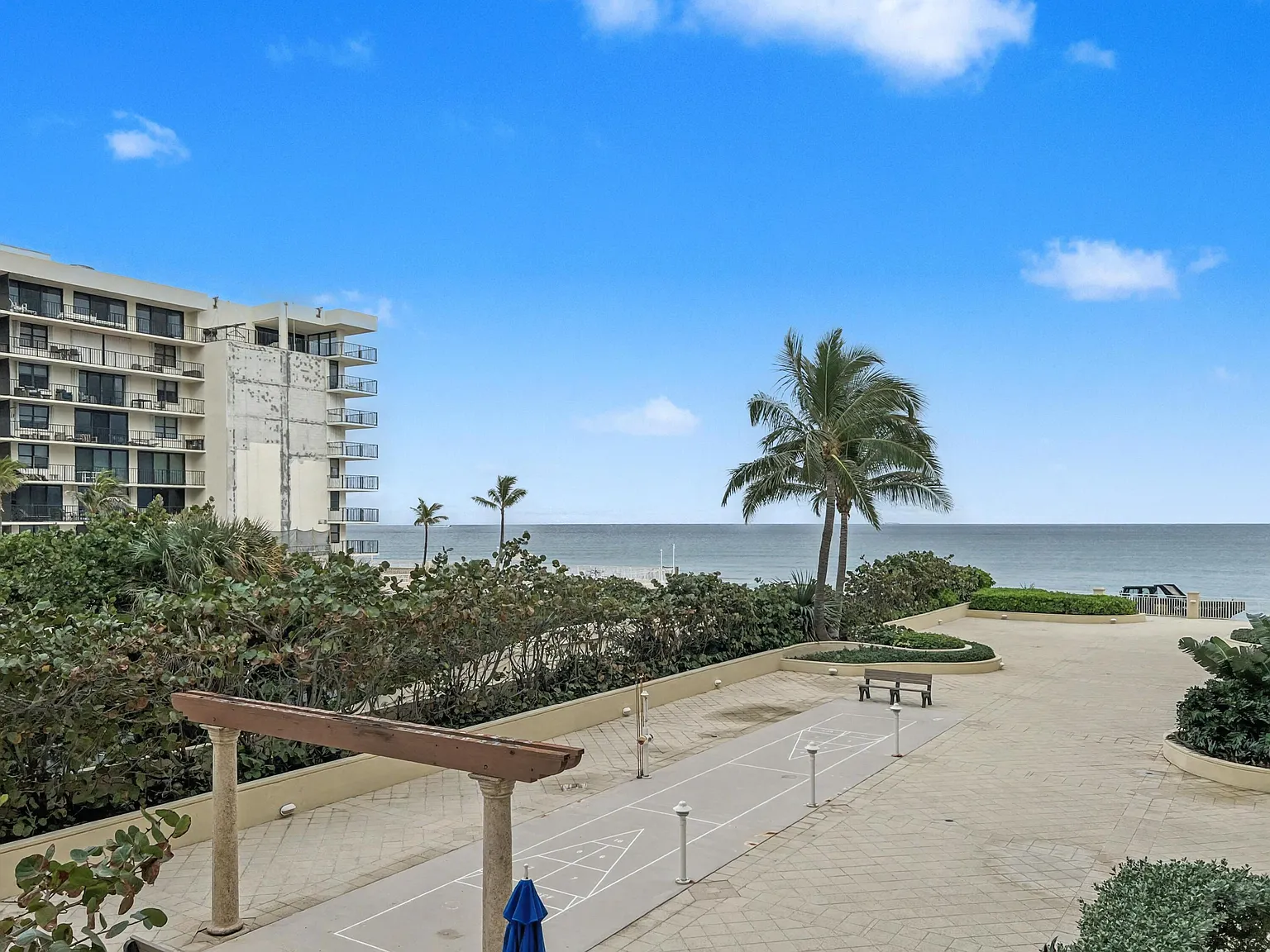 1 bed, 1.5 bath, 891 sqft, $3,700 — Photo 3