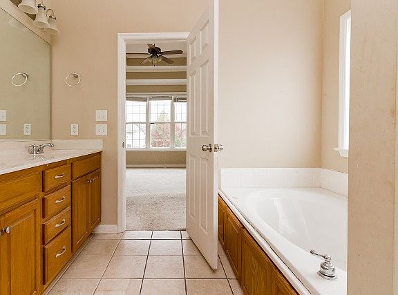 5th image of 6847 Manassas Gap Ln