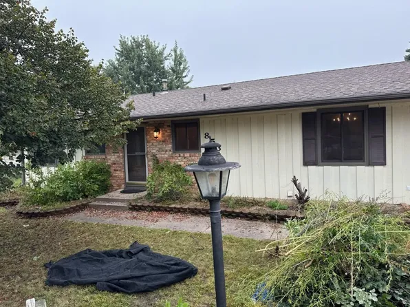 853 Cortland Dr, Apple Valley, MN 55124