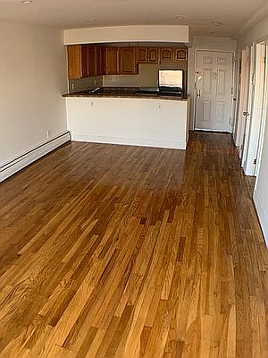 2nd image of 347 22nd St #4E