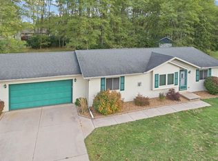 308 Savannah Trl, Pardeeville, WI 53954