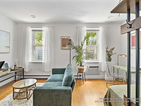 2nd image of 13 Irving Pl APT 1A