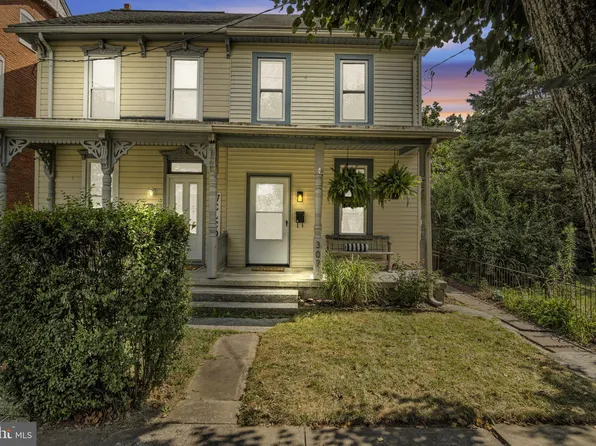 307 W Main St, Hummelstown, PA 17036