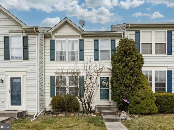 3433 Westview Dr, Perkiomenville, PA 18074