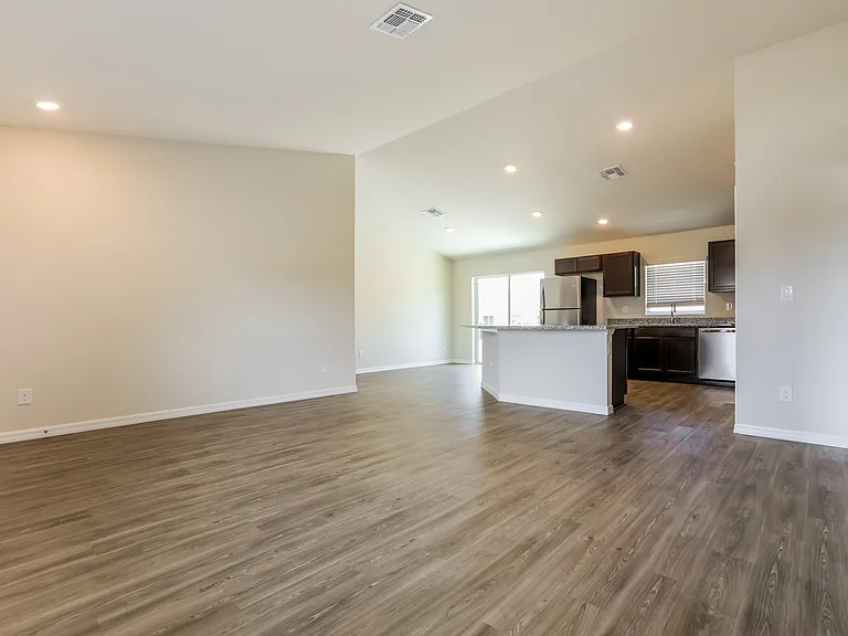 7183 Batavia St — Photo 2