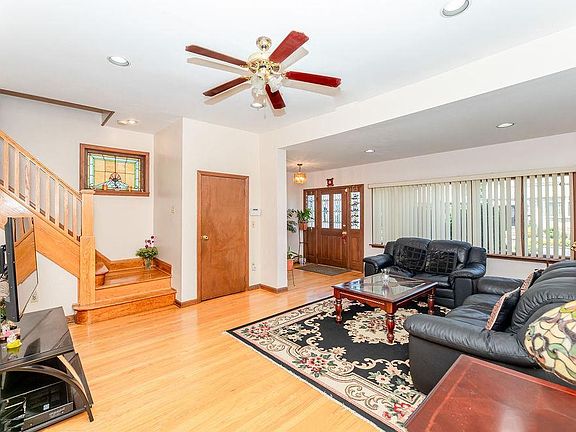 4th image of 529 78th St