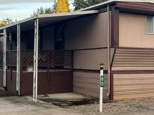 17655 SE Bluff Rd #80, Sandy, OR 97055