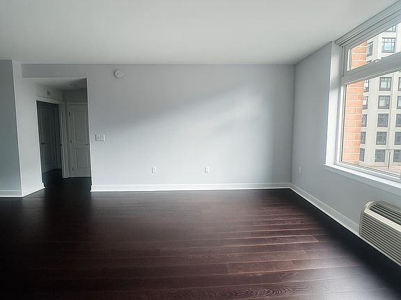 3rd image of 1450 Washington St APT 308