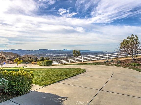 3rd image of 6317 Cloverhill Dr