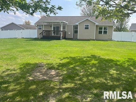 4th image of 1611 Carson Ct