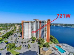 1301 NE Miami Gardens Dr APT 721W, Miami, FL 33179