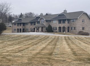 778 Hillside Ter APT B, Ripon, WI 54971