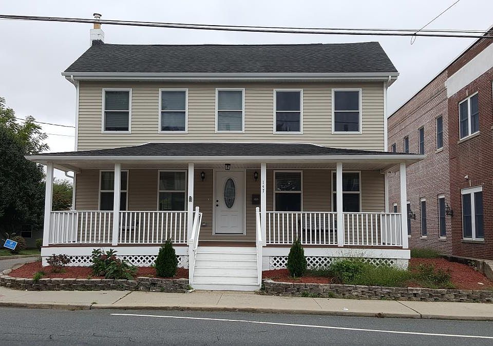 Completely Renovated in 2016!