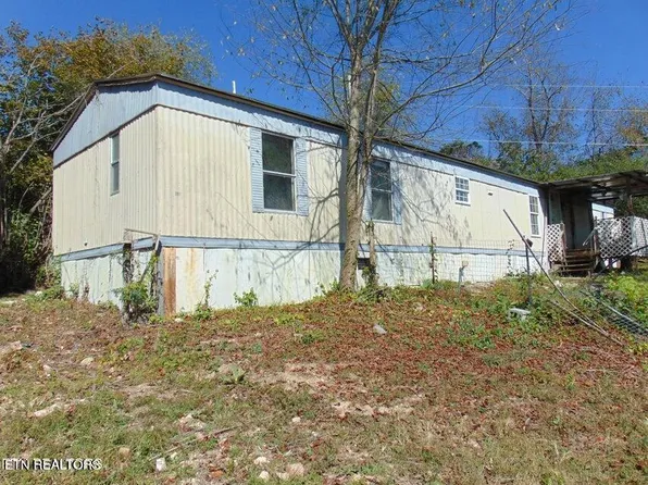 300 Beverlie Ln, Harrogate, TN 37752