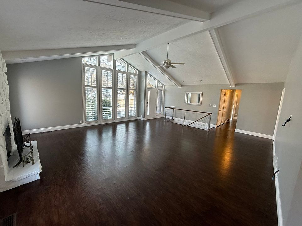 1st image of 2466 S Green Oaks Dr