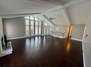 2466 S Green Oaks Dr, Bountiful, UT 84010
