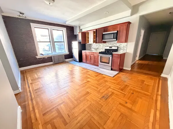 31 W Mosholu Pkwy N APT 6D, Bronx, NY 10467