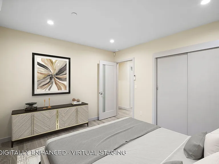 18748 Collins St — Photo 22