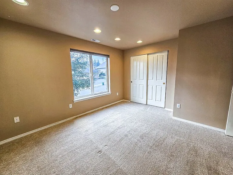 13818 NE 93rd Ct — Photo 24