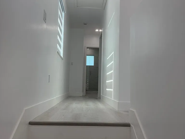 501 El Prado — Photo 10