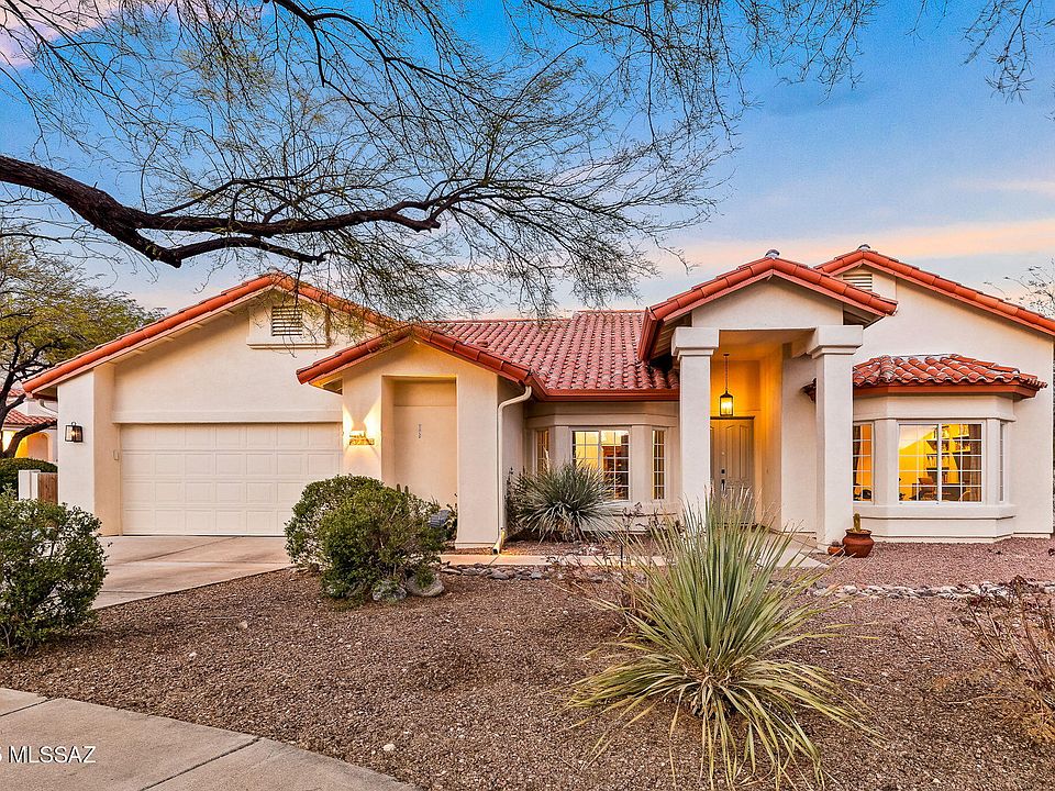 1st image of 3714 N Canyonwood Pl