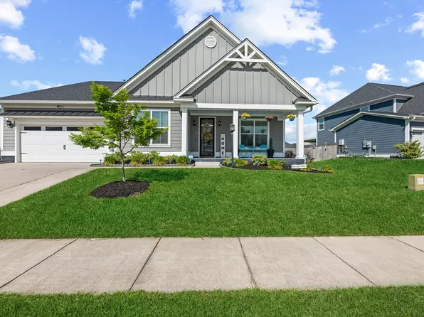 594 Pendleton Dr, Moncks Corner, SC 29461