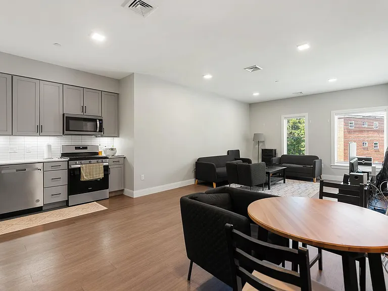 11 Walley St #110 — Photo 3