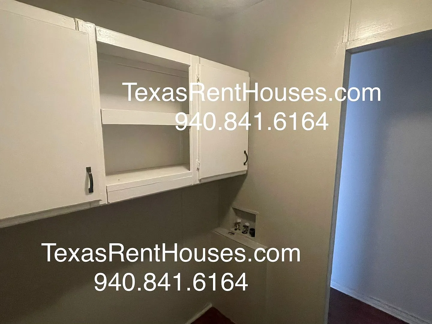 Newly Remodeled 3/2 Home Available NOW! — Photo 4
