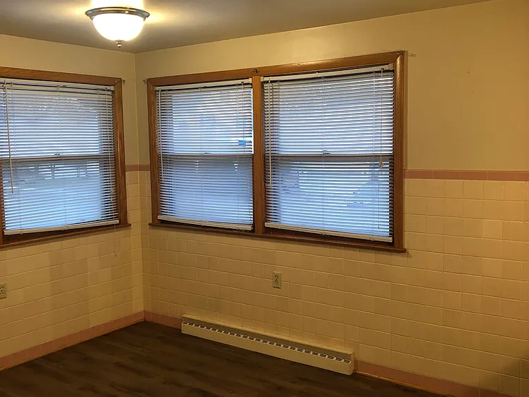 7009 W Lloyd St — Photo 13