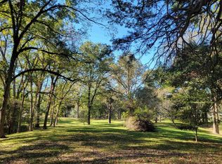 7 Heather Dr, Natchez, MS 39120