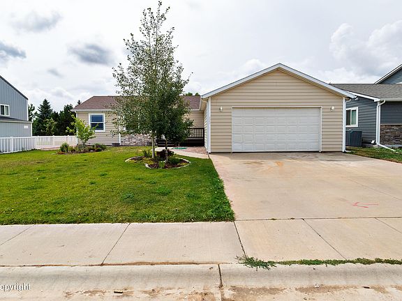 2nd image of 5302 Penny Ln