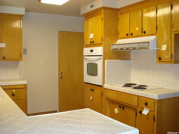 5th image of 1284 43rd Ave